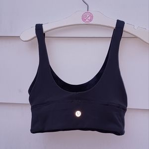 Lululemon Athletica reversible sports bra